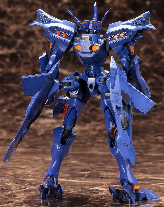 Takemikazuchi Type-00R Imperial Royal Guard, 16th Battalion Commander Machine 1/144 (Muv-Luv)